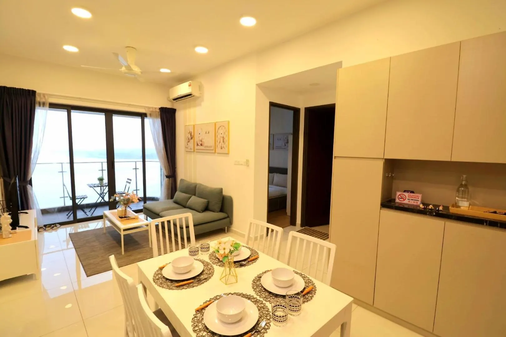 Bay Laurel Country Garden 2卧室 海景房 Danga Bay location